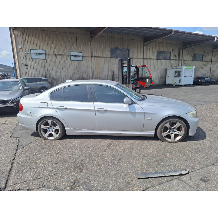 Feu arriere principal droit (feux) BMW SERIE 3 E90 Photo n°7