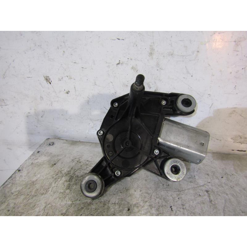 Moteur essuie glace arriere FIAT GRANDE PUNTO Photo n°1