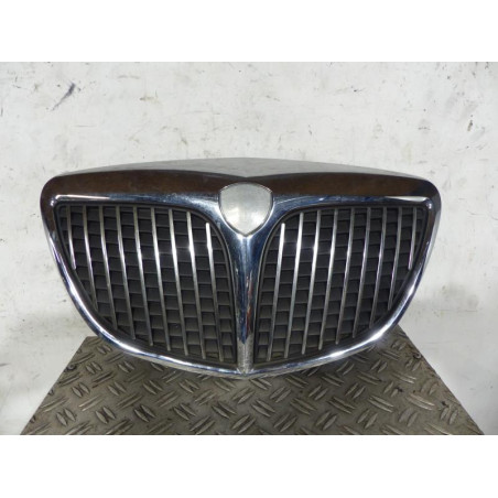 Calandre LANCIA YPSILON 4