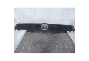 Calandre FIAT PANDA 2 Photo n°2