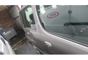 Armature avant, Masque avant TOYOTA YARIS VERSO Photo n°9