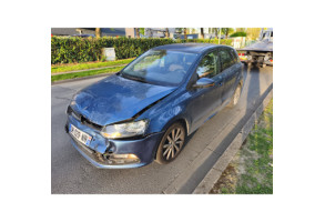 Feu arriere principal droit (feux) VOLKSWAGEN POLO 5 Photo n°10