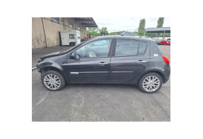 Feu arriere principal droit (feux) RENAULT CLIO 3 Photo n°14