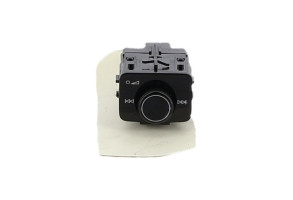 Commande autoradio AUDI A5 3 LIMOUSINE Photo n°1