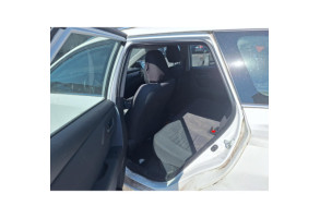 Feu arriere principal droit (feux) TOYOTA AURIS 2 Photo n°7