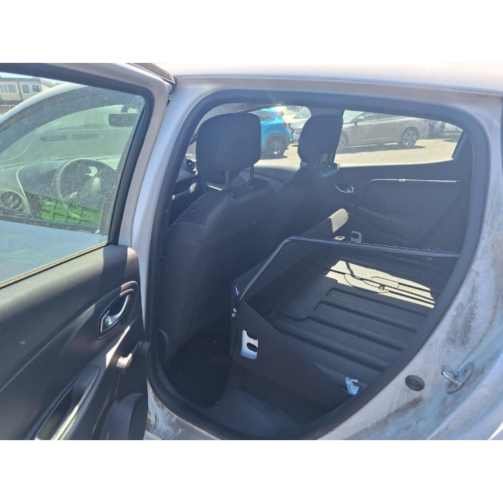 Feu arriere principal gauche (feux) RENAULT CLIO 4 Photo n°9