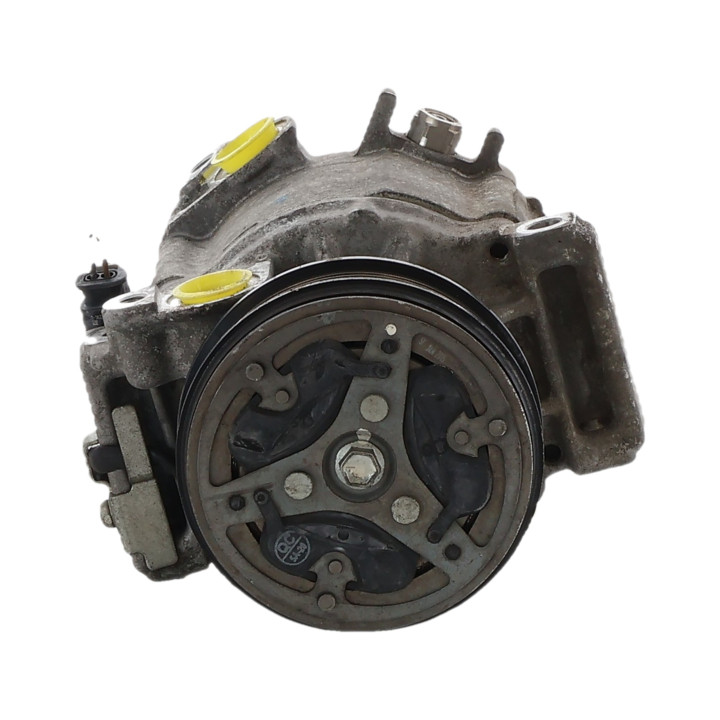 Compresseur clim OPEL KARL Photo n°1
