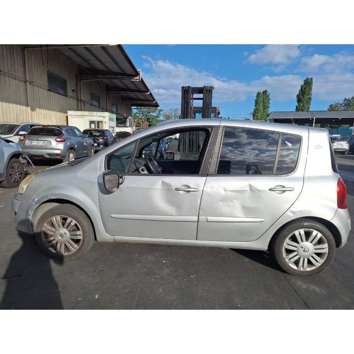 Feu arriere principal droit (feux) RENAULT MODUS Photo n°10