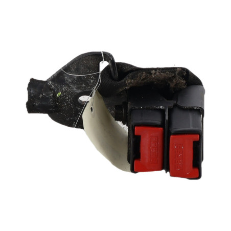 Attache ceinture arriere droit RENAULT CLIO 2
