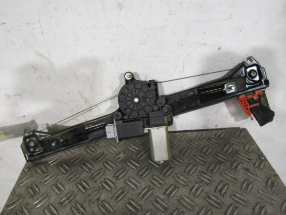 Leve vitre electrique avant droit FIAT BRAVO 2 Photo n°1