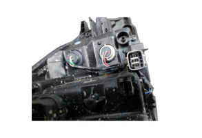 Optique avant principal gauche (feux)(phare) TOYOTA YARIS 3 Photo n°1