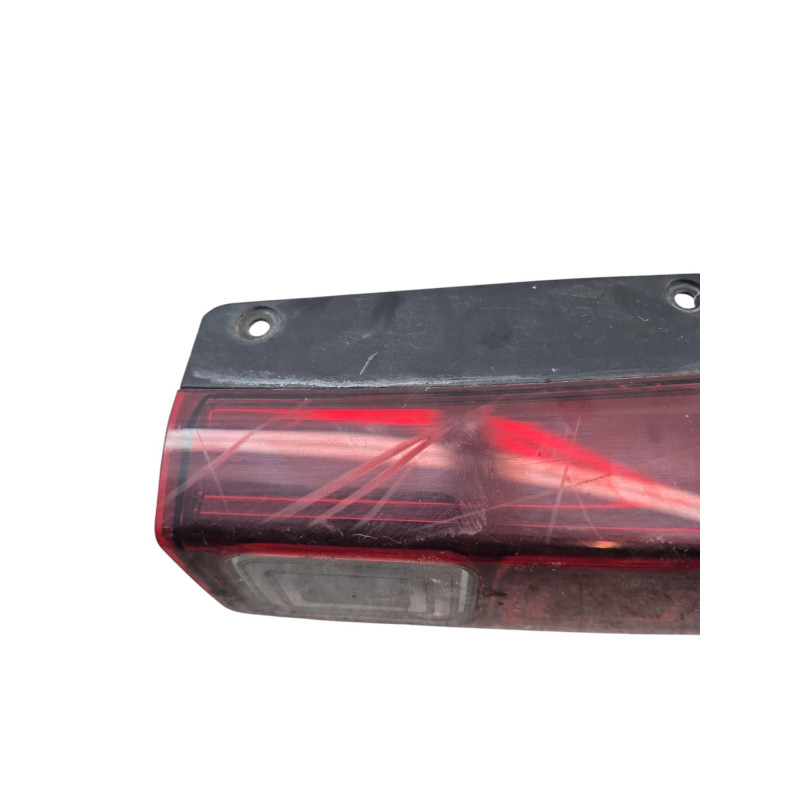 Feu de recul droit RENAULT TRAFIC 3 COURT Photo n°1
