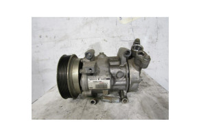 Compresseur clim RENAULT LAGUNA 2 Photo n°1