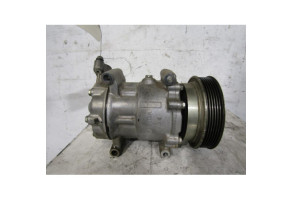 Compresseur clim RENAULT LAGUNA 2 Photo n°4