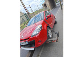 Aile avant gauche RENAULT CLIO 3 Photo n°8