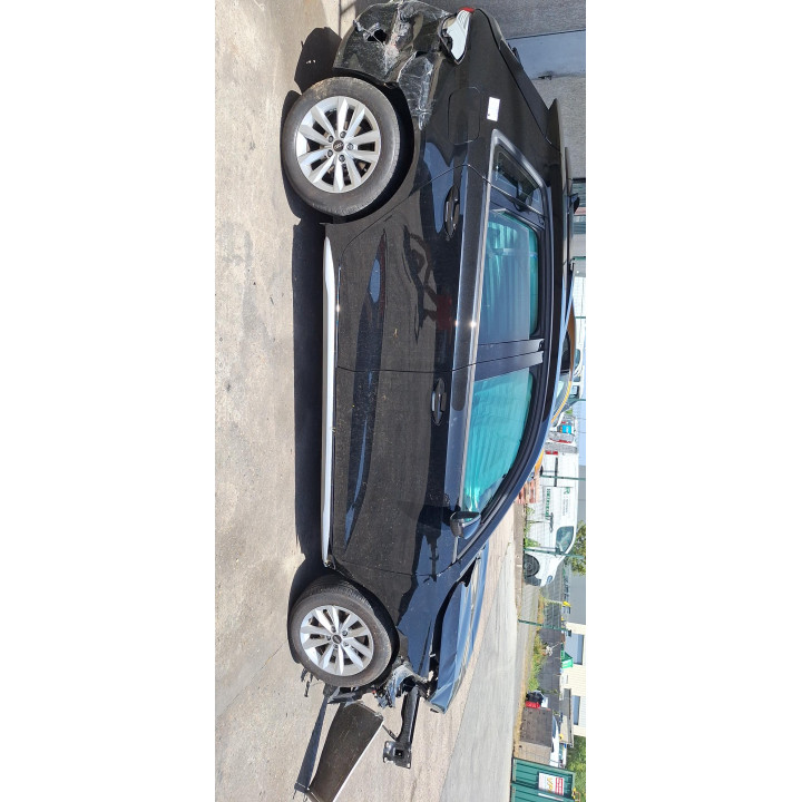 Verin de coffre AUDI A3 4 Photo n°9