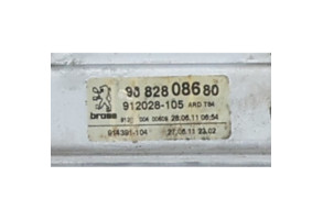 Leve vitre electrique arriere droit PEUGEOT 3008 1 Photo n°5