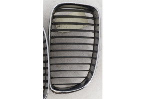 Calandre BMW SERIE 1 E87 Photo n°3