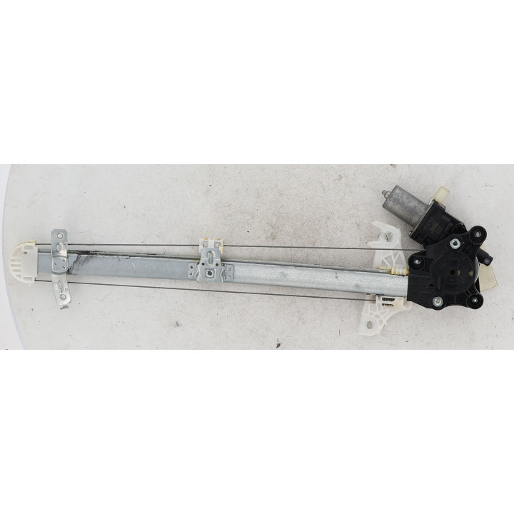 Leve vitre electrique avant gauche SUZUKI IGNIS 3 Photo n°4