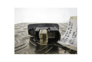 Interrupteur de leve vitre arriere droit TOYOTA RAV4 2 Photo n°2