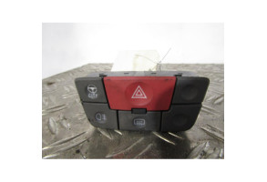 Bouton de warning FIAT PANDA 2 Photo n°1