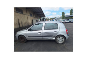 Pare choc avant RENAULT CLIO 2 Photo n°11