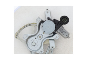 Leve vitre electrique avant droit TOYOTA YARIS 3 Photo n°4