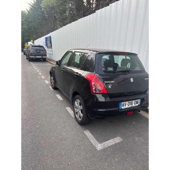 Feu arriere principal droit (feux) SUZUKI SWIFT 3 Photo n°7