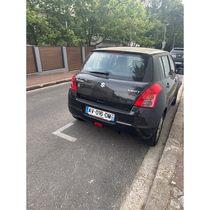 Feu arriere principal droit (feux) SUZUKI SWIFT 3 Photo n°9