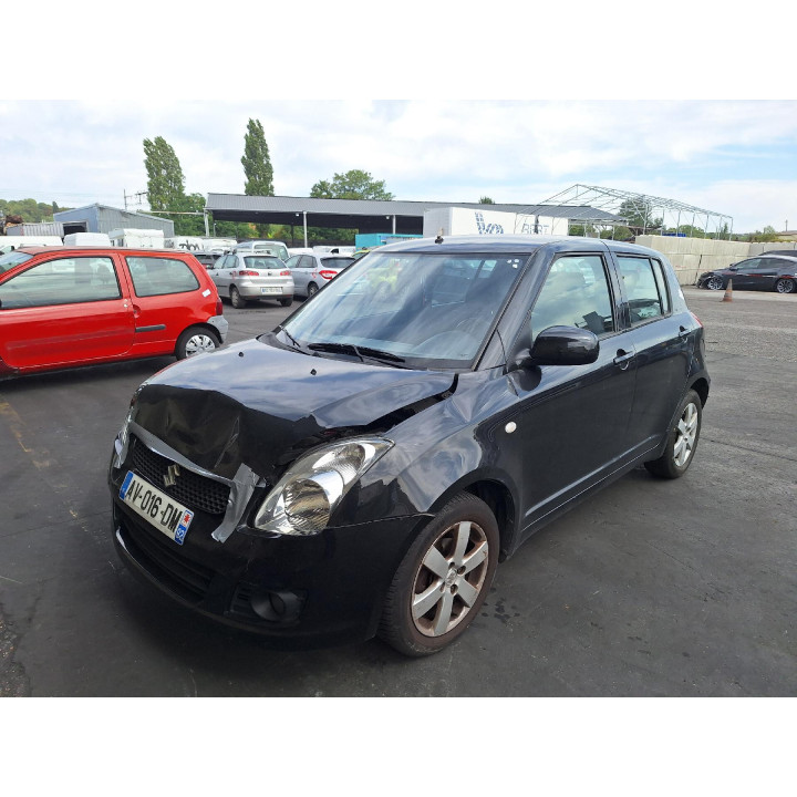 Feu arriere principal droit (feux) SUZUKI SWIFT 3 Photo n°12