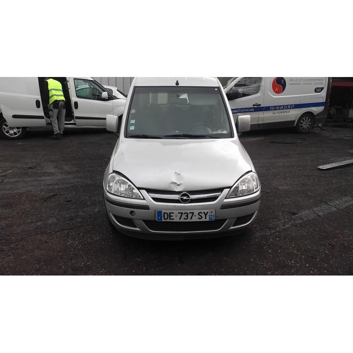 Feu arriere principal gauche (feux) OPEL COMBO C Photo n°6