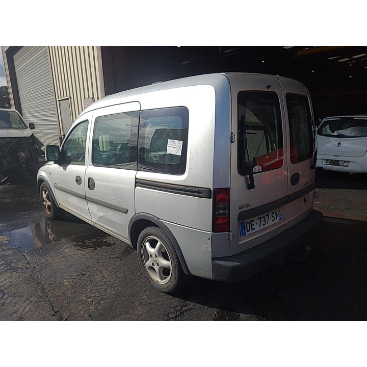 Feu arriere principal gauche (feux) OPEL COMBO C Photo n°10
