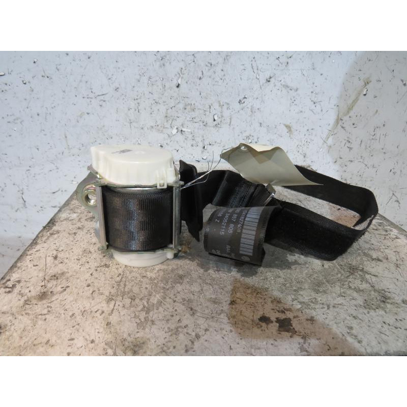 Ceinture arriere gauche VOLKSWAGEN GOLF PLUS Photo n°1