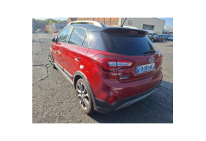 Malle/Hayon arriere HYUNDAI I 20 2 Photo n°10