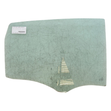 Vitre arriere droit MERCEDES CLASSE B 245