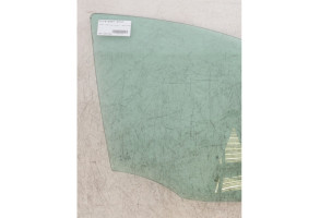 Vitre avant droit MERCEDES CLASSE B 245 Photo n°2