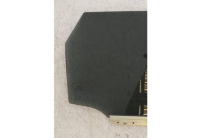 Vitre arriere droit TOYOTA AURIS 2 Photo n°2