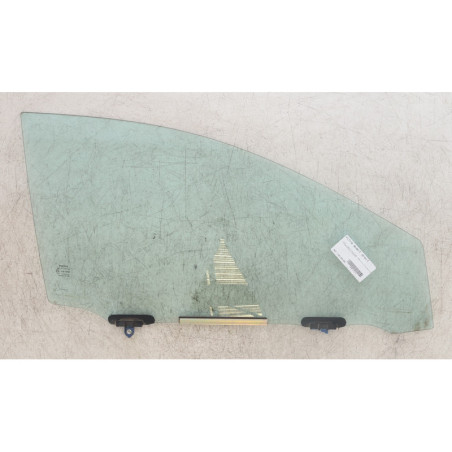 Vitre avant droit TOYOTA AURIS 2