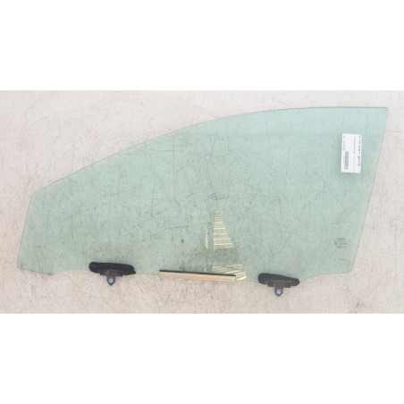Vitre avant gauche TOYOTA AURIS 2