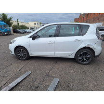 Feu de pare choc arriere droit RENAULT SCENIC 3 Photo n°7