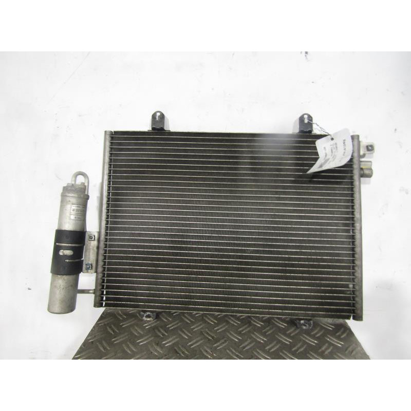 Radiateur clim RENAULT CLIO 2 Photo n°1