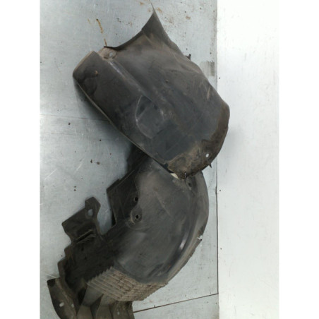 Pare boue avant gauche RENAULT SCENIC 1
