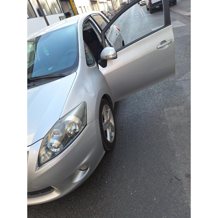Feu arriere principal droit (feux) TOYOTA AURIS 1 Photo n°8