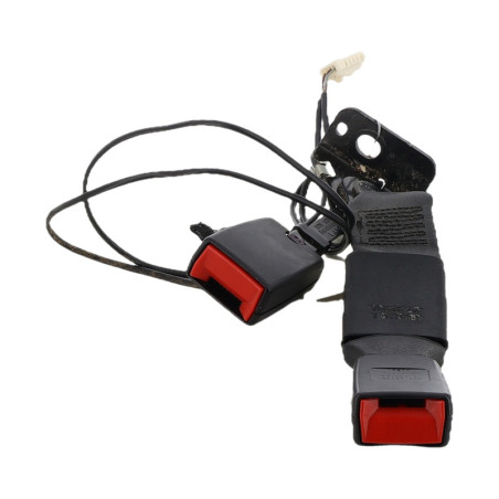 Attache ceinture arriere droit PEUGEOT 3008 1