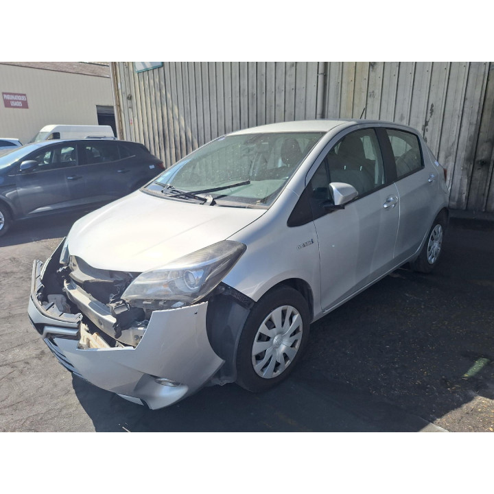 Feu arriere principal droit (feux) TOYOTA YARIS 3 Photo n°14