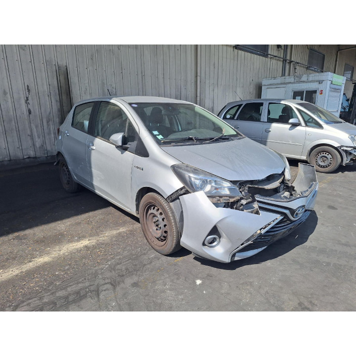Feu arriere principal droit (feux) TOYOTA YARIS 3 Photo n°16