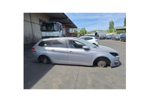 Feu arriere secondaire gauche (feux) PEUGEOT 308 2 SW Photo n°10
