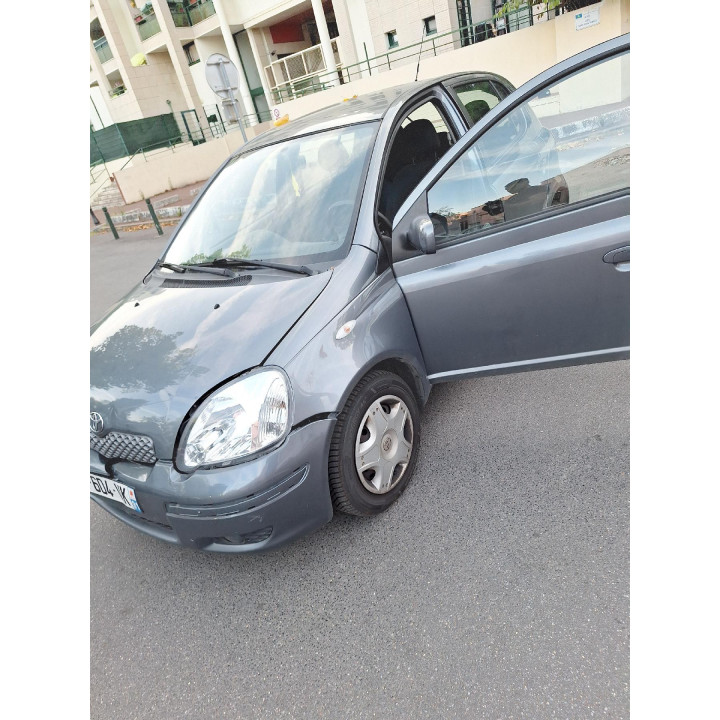 Feu arriere principal droit (feux) TOYOTA YARIS 1 Photo n°10