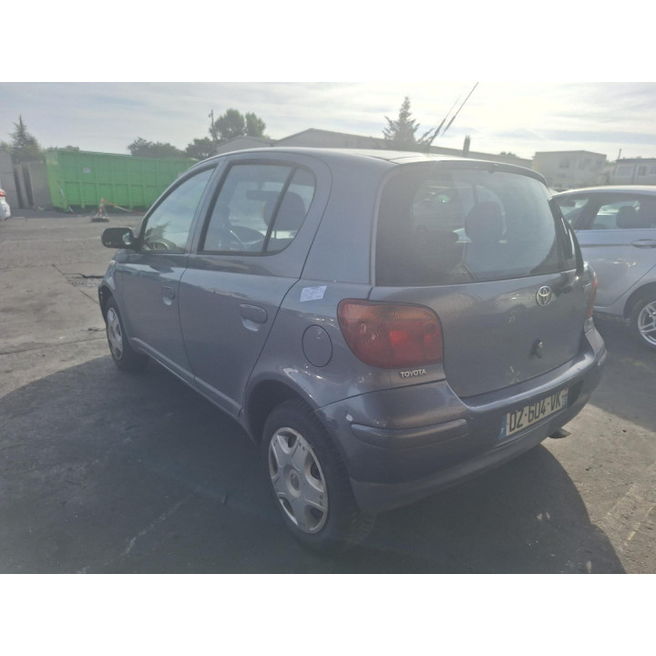 Feu arriere principal droit (feux) TOYOTA YARIS 1 Photo n°16