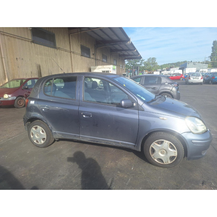 Feu arriere principal droit (feux) TOYOTA YARIS 1 Photo n°17